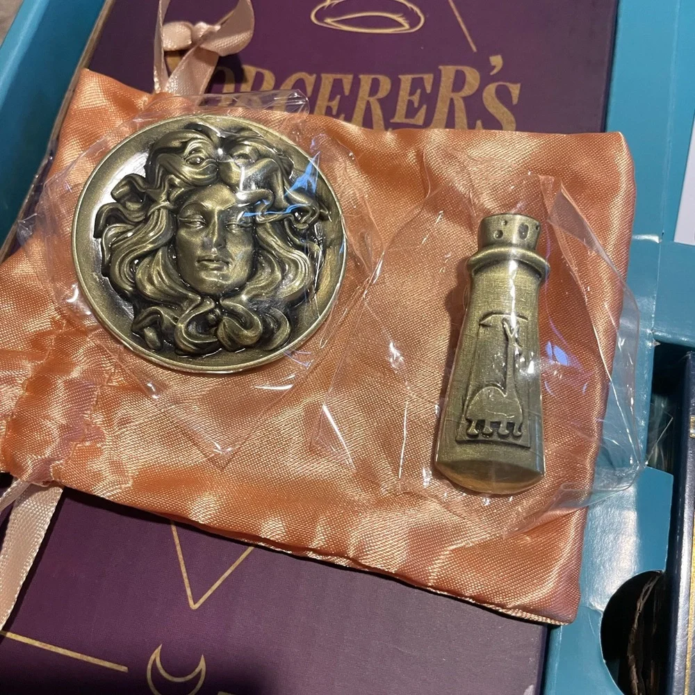 NEW Disney D23 2024 Gold Member Membership Gift - Picture 4 of 9